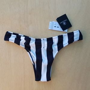 Volcom Stripe Club V Bikiny Bottom, size S, b&w
